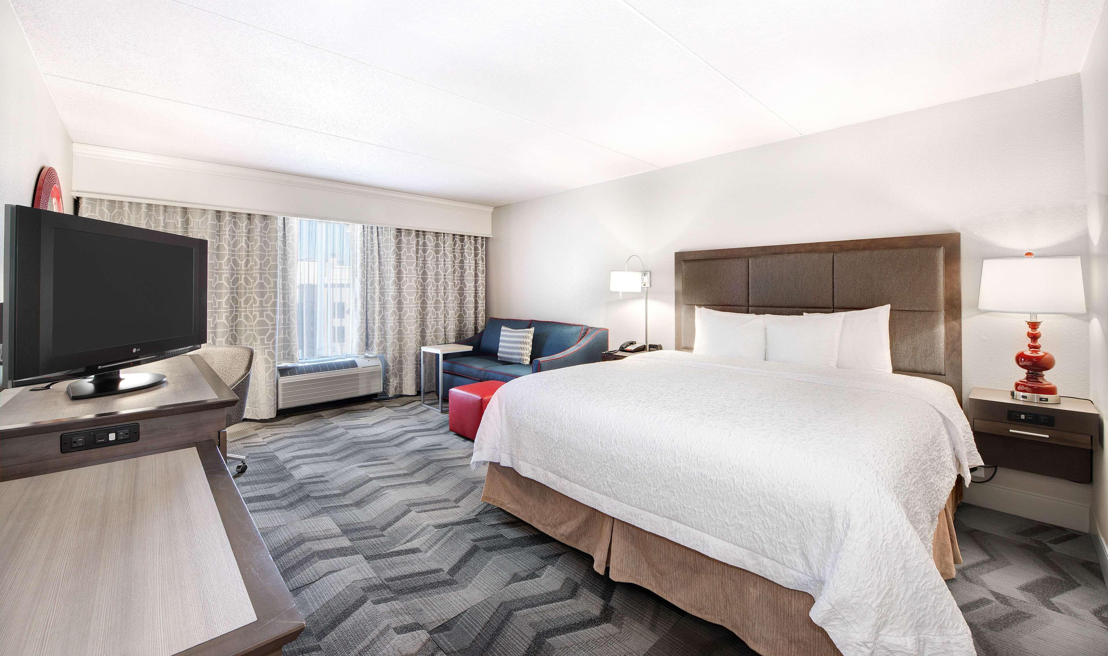 Hampton Inn & Suites Atlanta-Galleria Смирна Екстер'єр фото