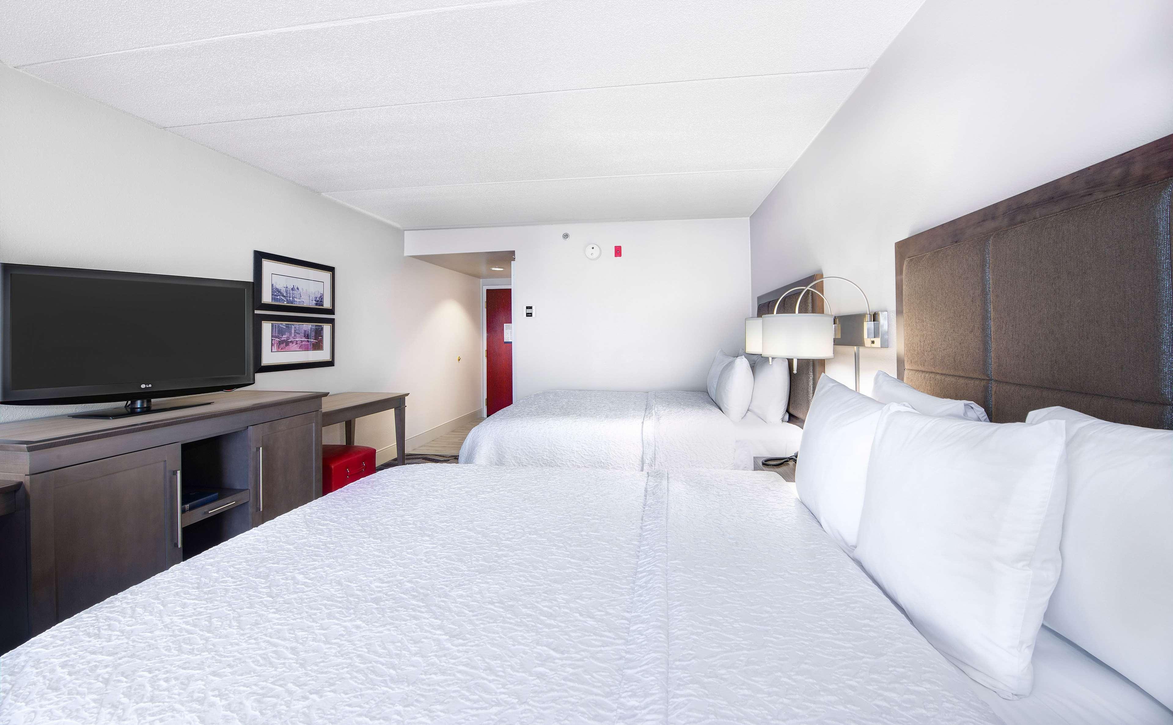 Hampton Inn & Suites Atlanta-Galleria Смирна Екстер'єр фото