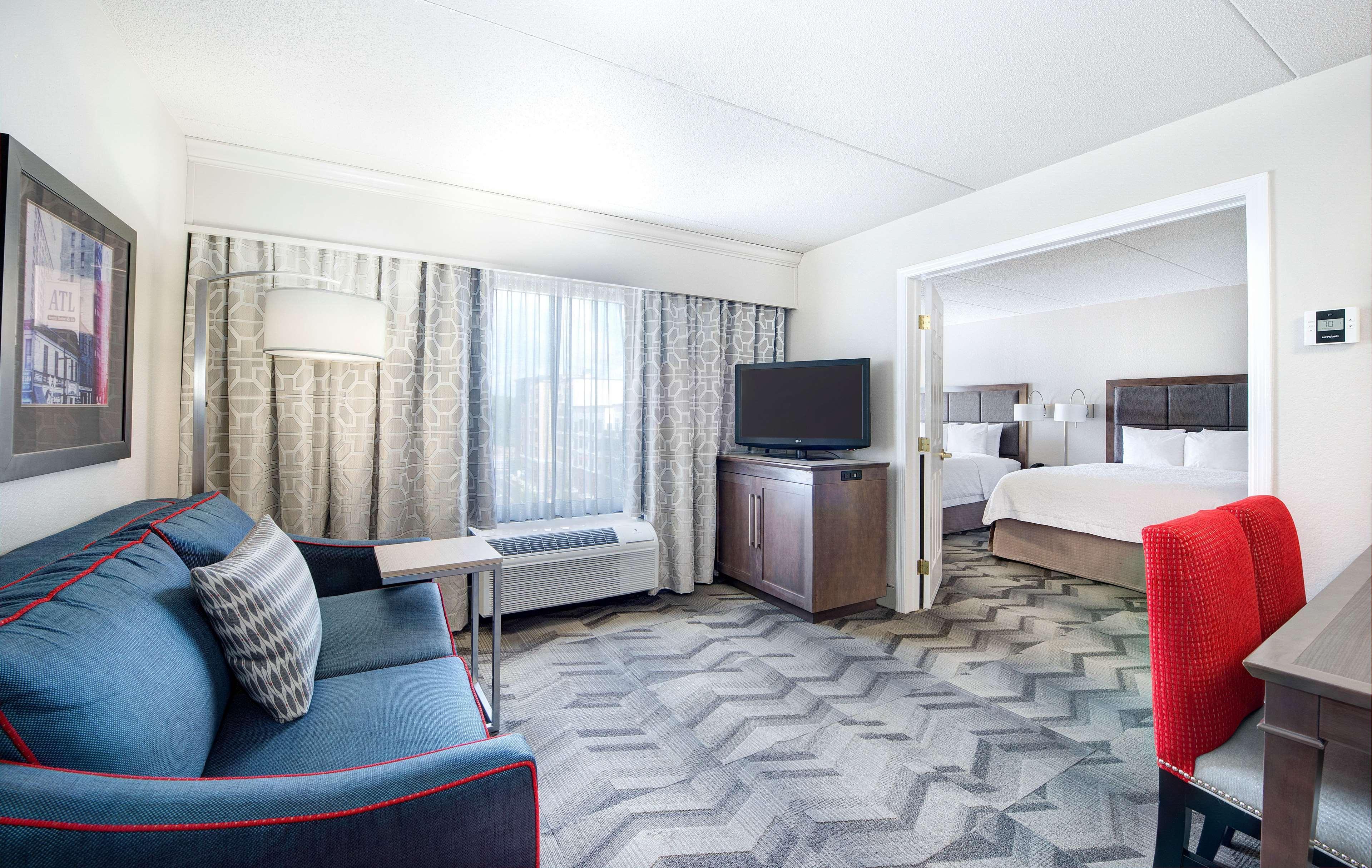 Hampton Inn & Suites Atlanta-Galleria Смирна Екстер'єр фото