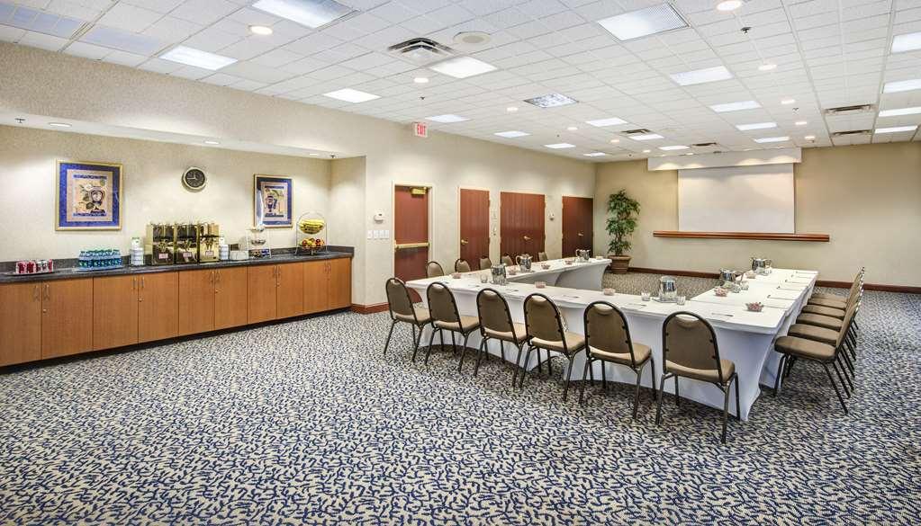 Hampton Inn & Suites Atlanta-Galleria Смирна Зручності фото