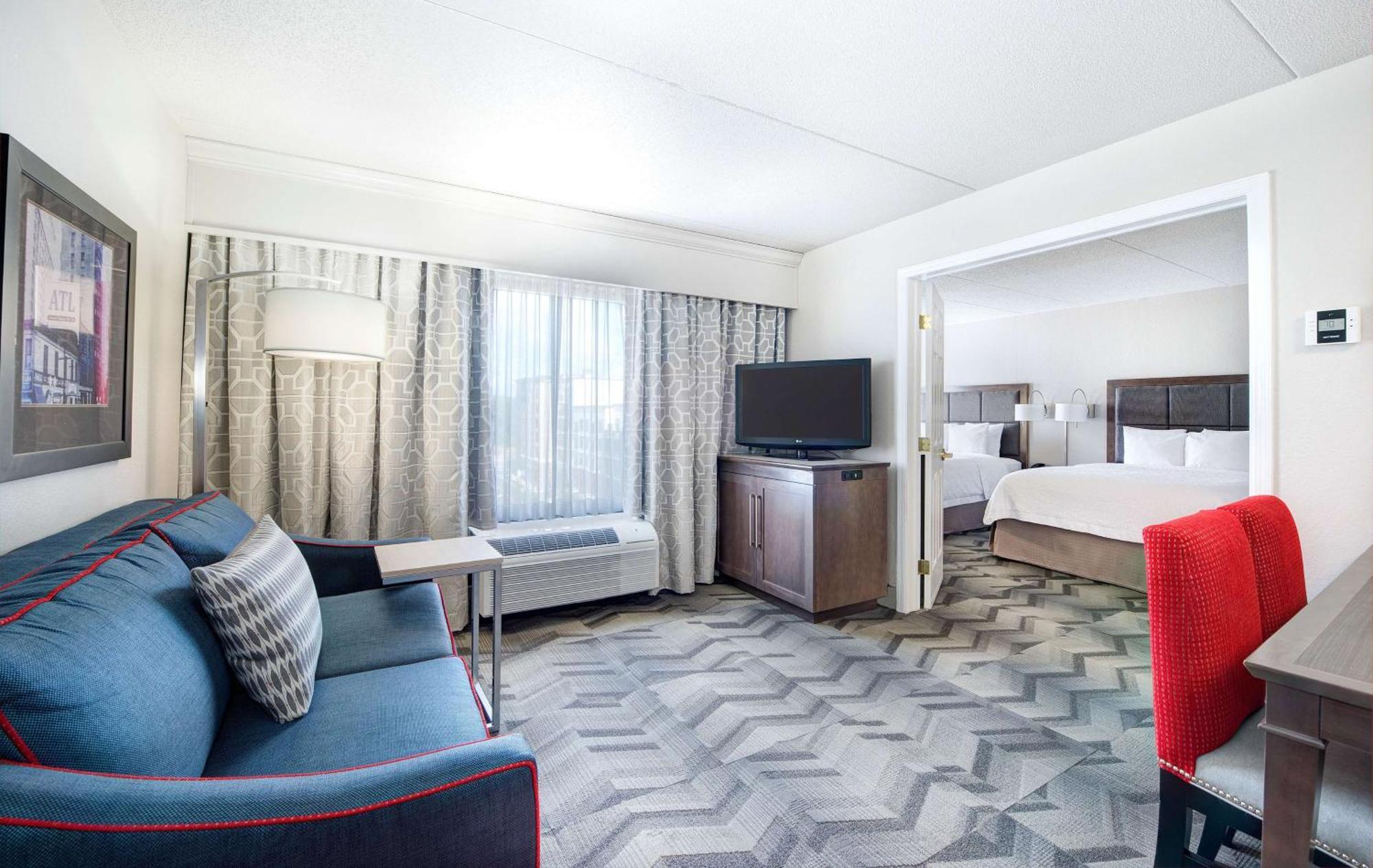 Hampton Inn & Suites Atlanta-Galleria Смирна Екстер'єр фото