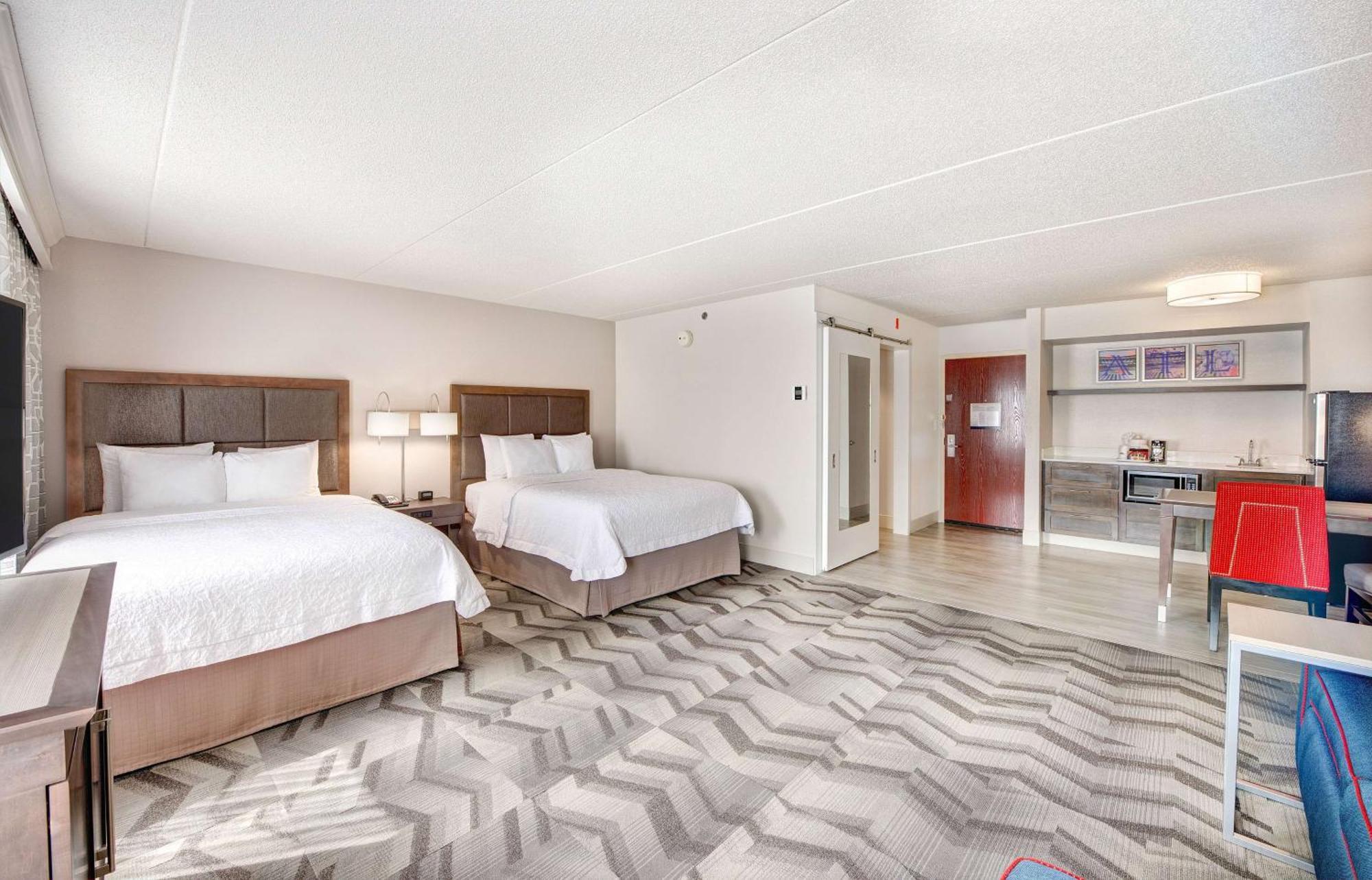 Hampton Inn & Suites Atlanta-Galleria Смирна Екстер'єр фото