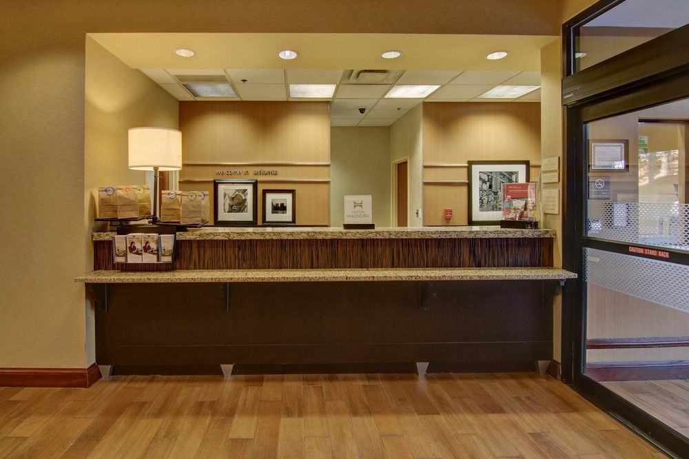 Hampton Inn & Suites Atlanta-Galleria Смирна Екстер'єр фото